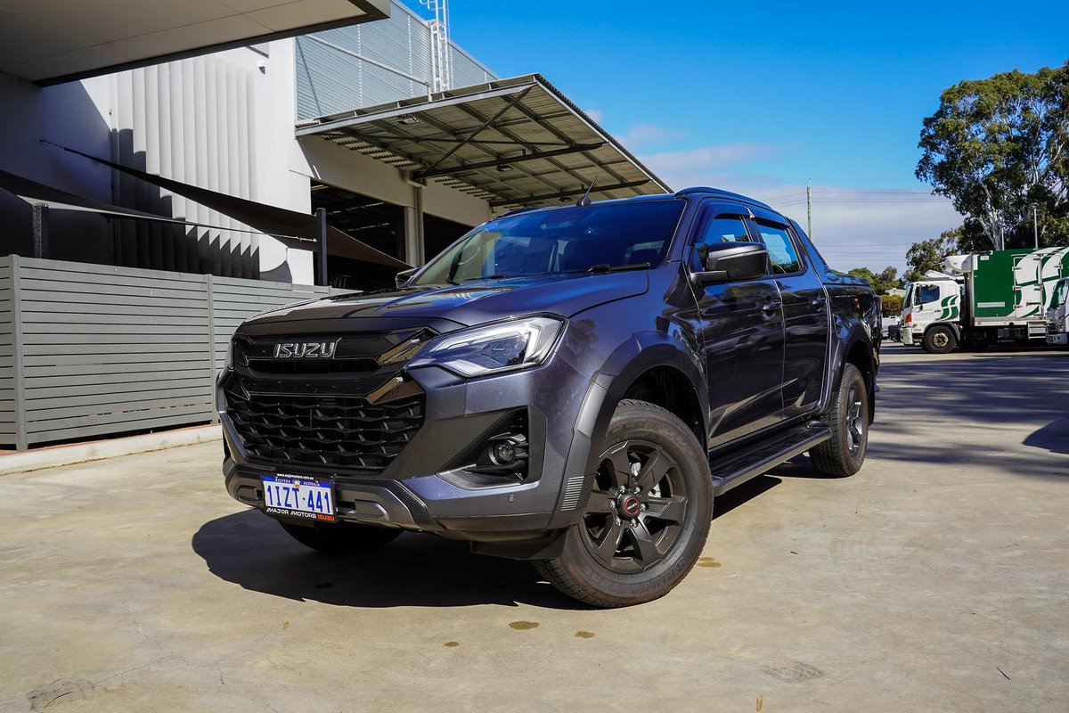 2025 Isuzu D-MAX X-TERRAIN MY25.5 4X4 Dual Range image 7