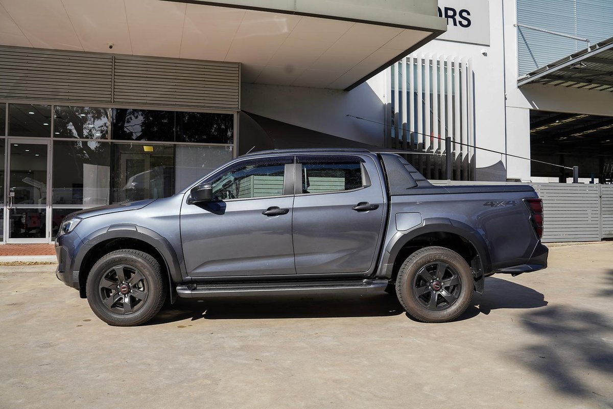 2025 Isuzu D-MAX X-TERRAIN MY25.5 4X4 Dual Range image 6