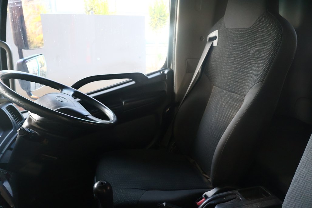 2016 Hino Fe 1426 image 17