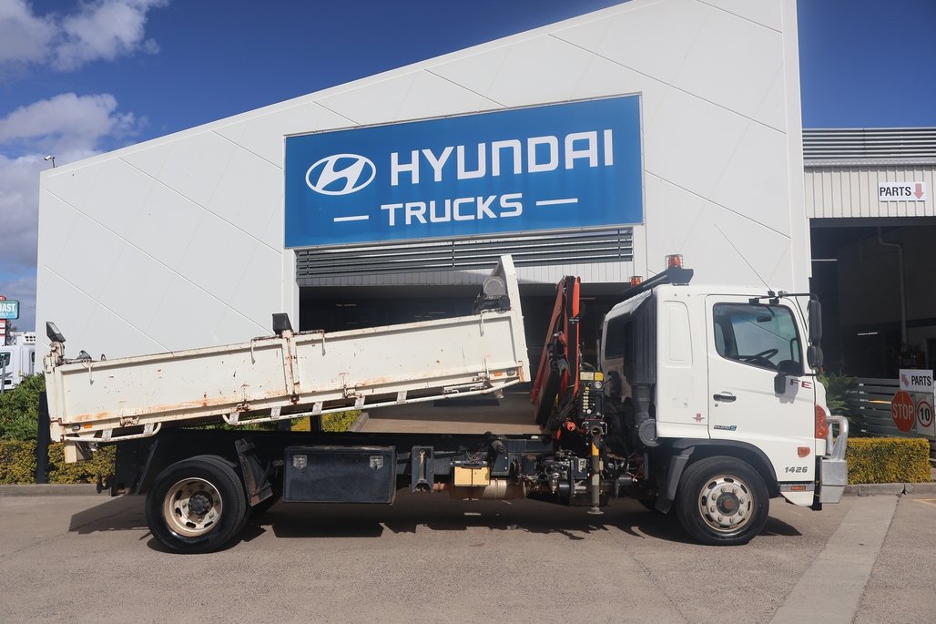 2016 Hino Fe 1426 image 6