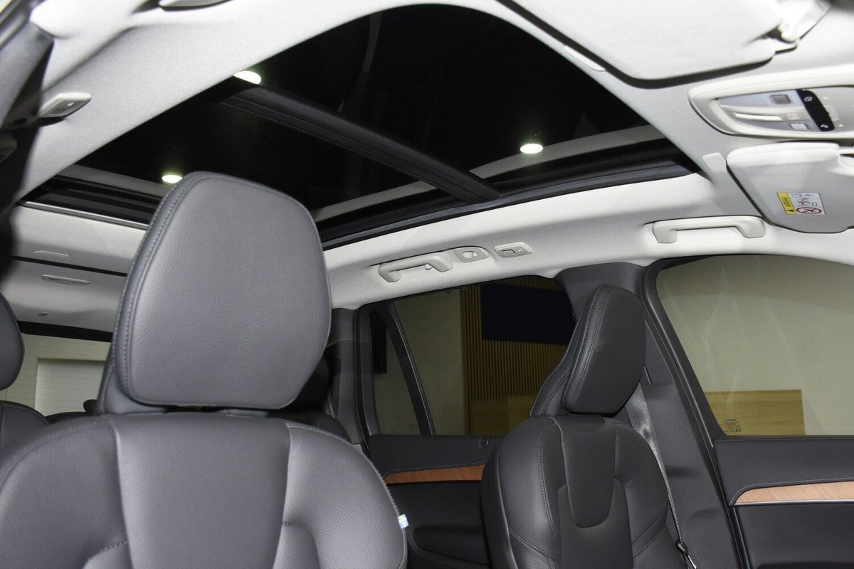 2024 Volvo XC90 Ultimate B5 Bright MY24 AWD image 17