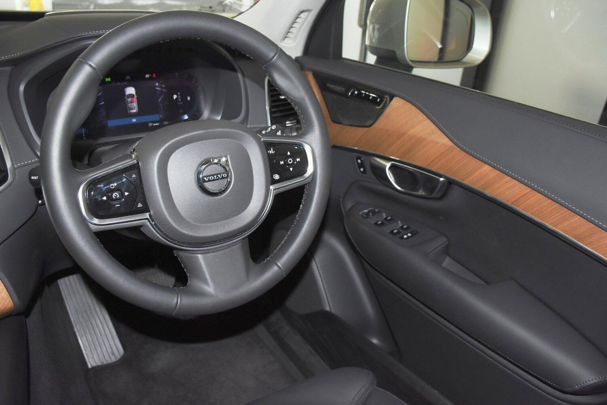 2024 Volvo XC90 Ultimate B5 Bright MY24 AWD image 8
