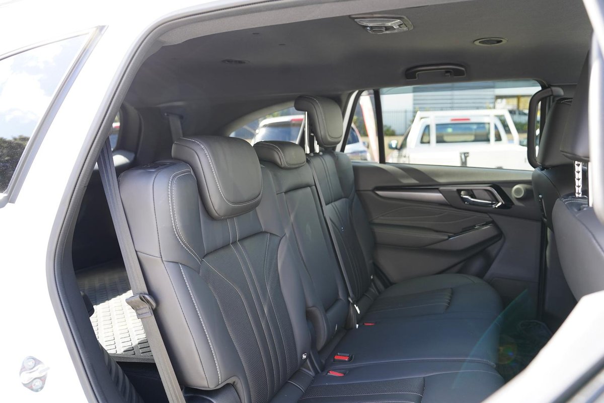 2026 Isuzu MU-X LS-T MY25.5 4X4 Dual Range image 23