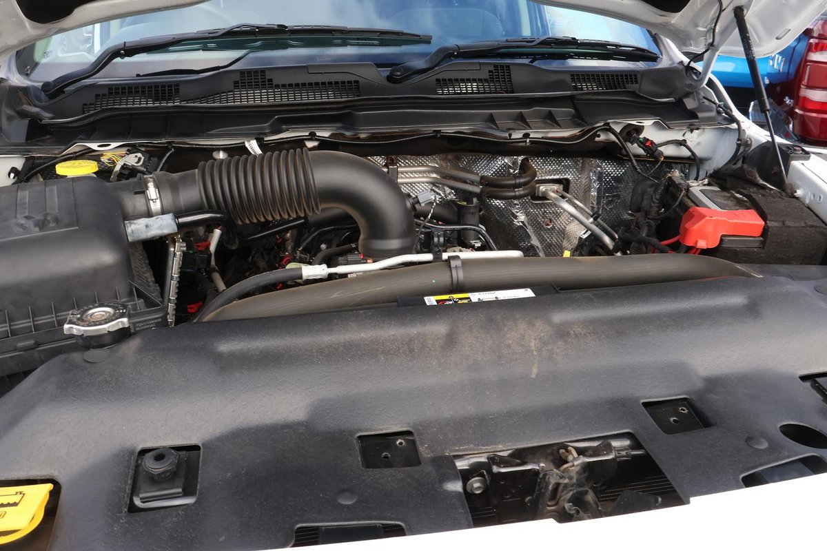 2022 RAM 1500 Express DS MY22 4X4 Dual Range image 22