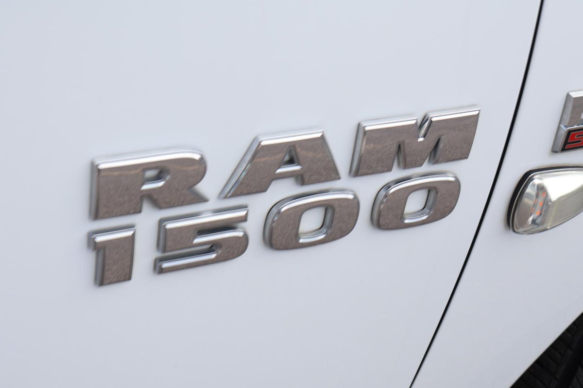 2022 RAM 1500 Express DS MY22 4X4 Dual Range image 25