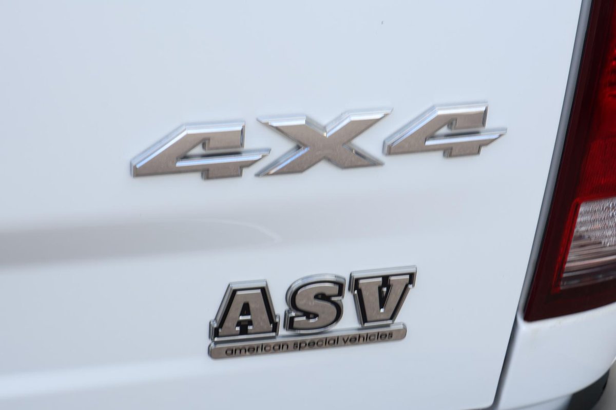 2022 RAM 1500 Express DS MY22 4X4 Dual Range image 27