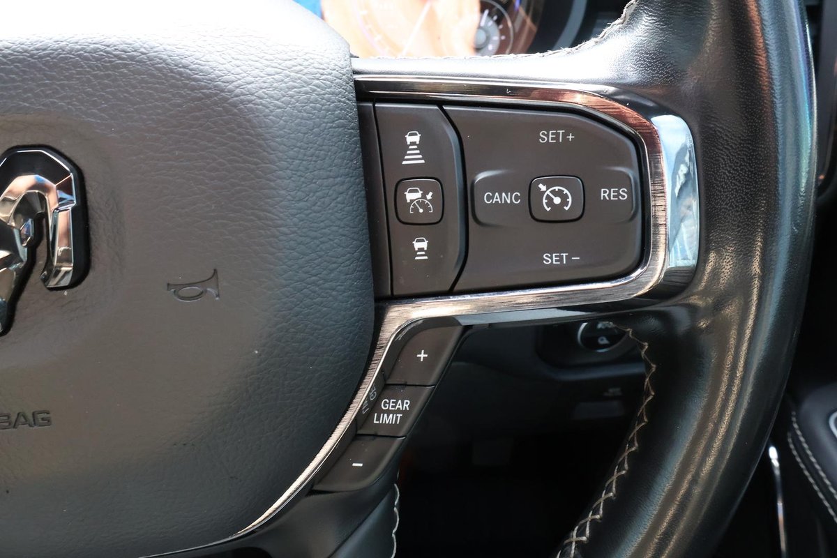 2021 RAM 1500 Limited DT MY22 4X4 Dual Range image 11