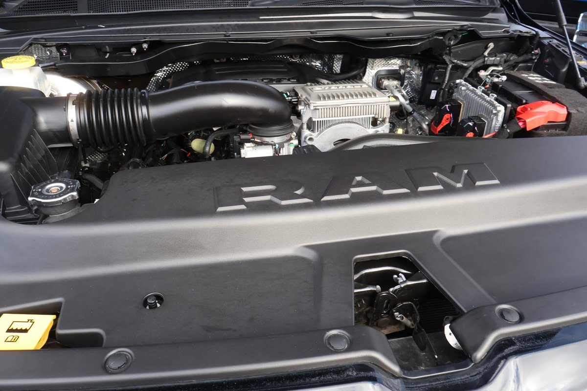 2021 RAM 1500 Limited DT MY22 4X4 Dual Range image 31