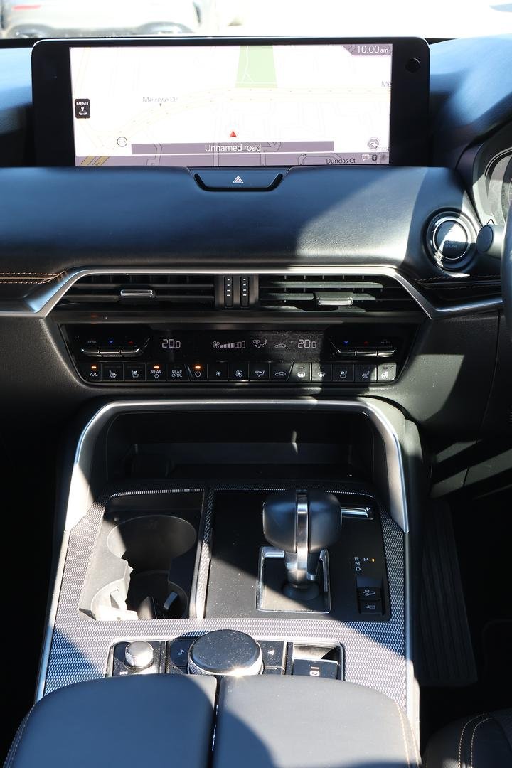 2023 Mazda CX-90 G50e Azami KK AWD image 18