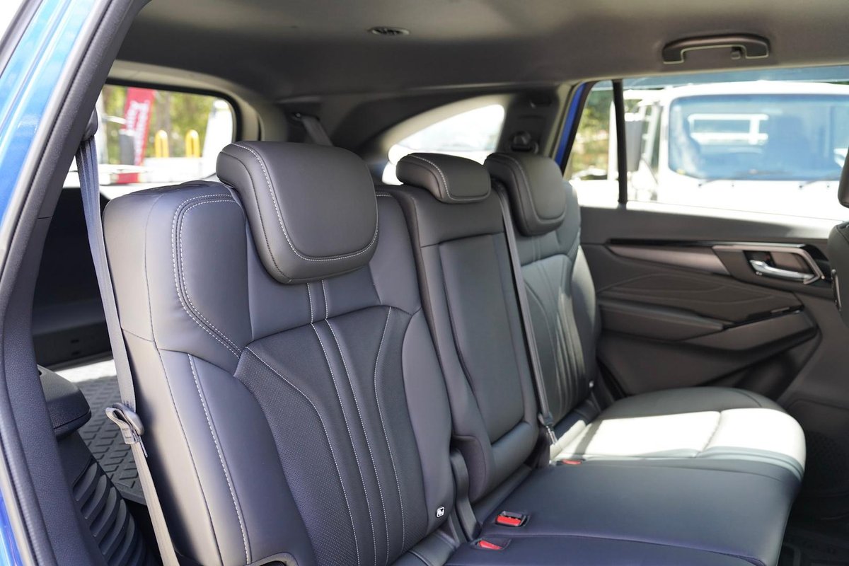2026 Isuzu MU-X LS-T MY25.5 4X4 Dual Range image 18