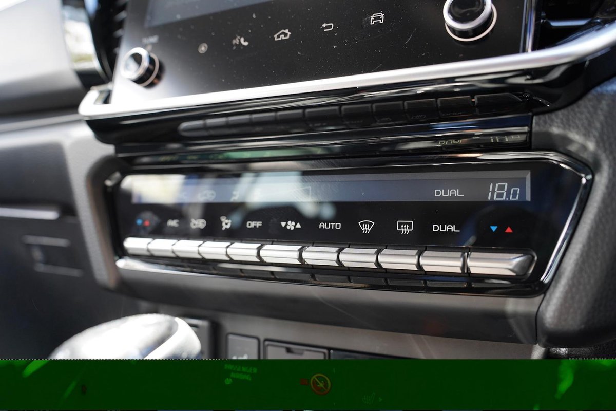 2026 Isuzu MU-X LS-T MY25.5 4X4 Dual Range image 15