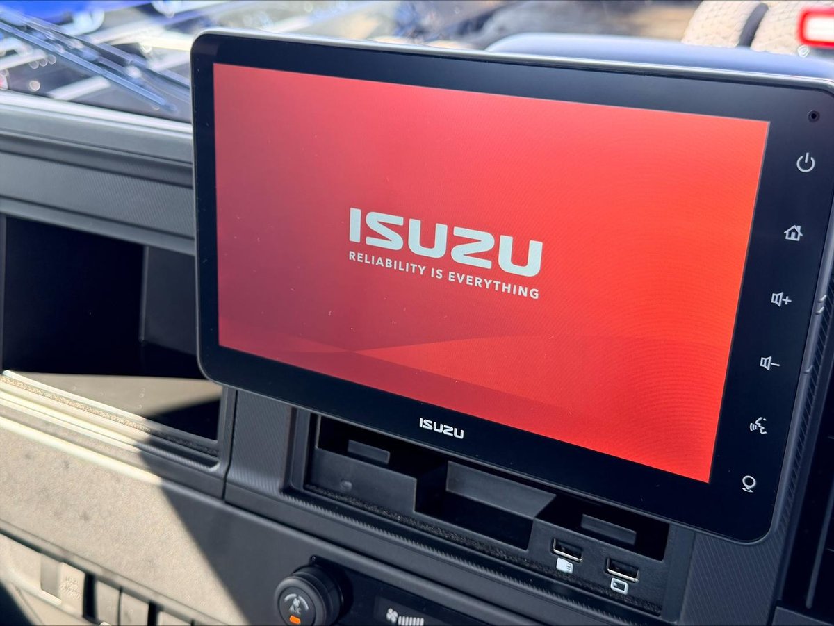 2026 Isuzu N Series image 14