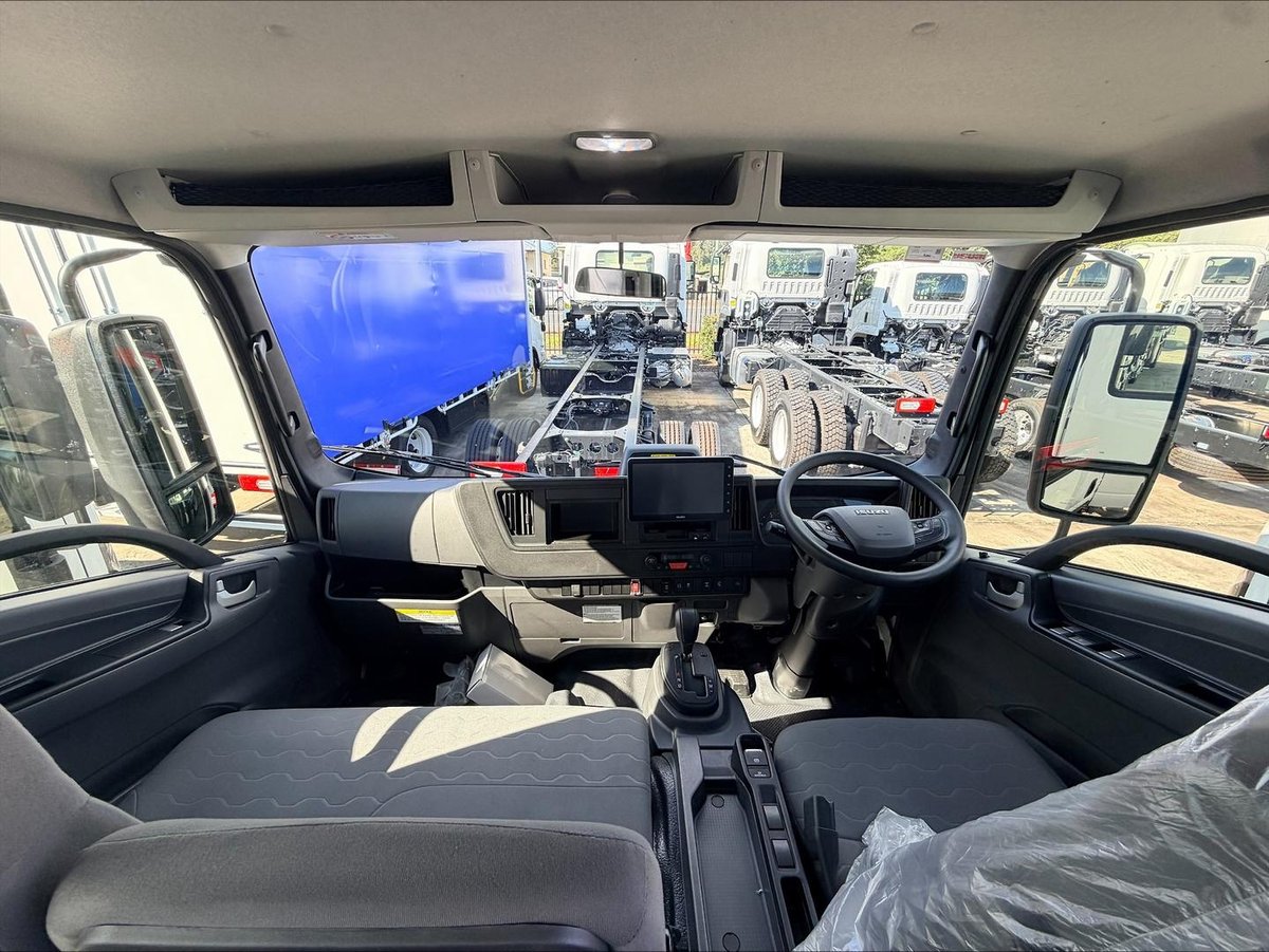 2026 Isuzu N Series image 8