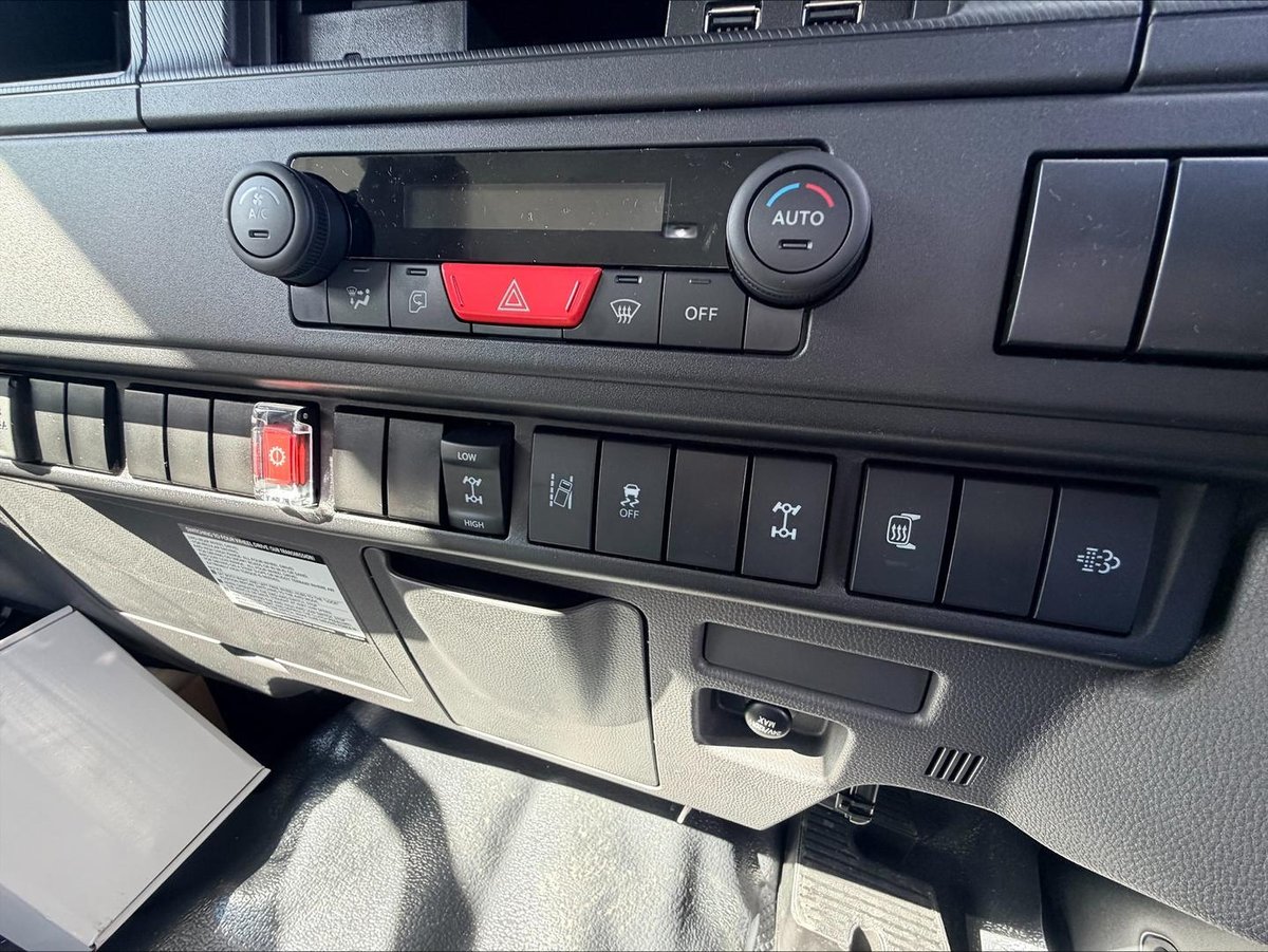 2026 Isuzu N Series image 13
