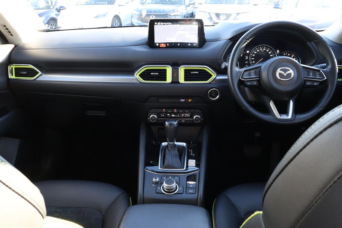 2022 Mazda CX-5 Touring KF Series AWD image 8