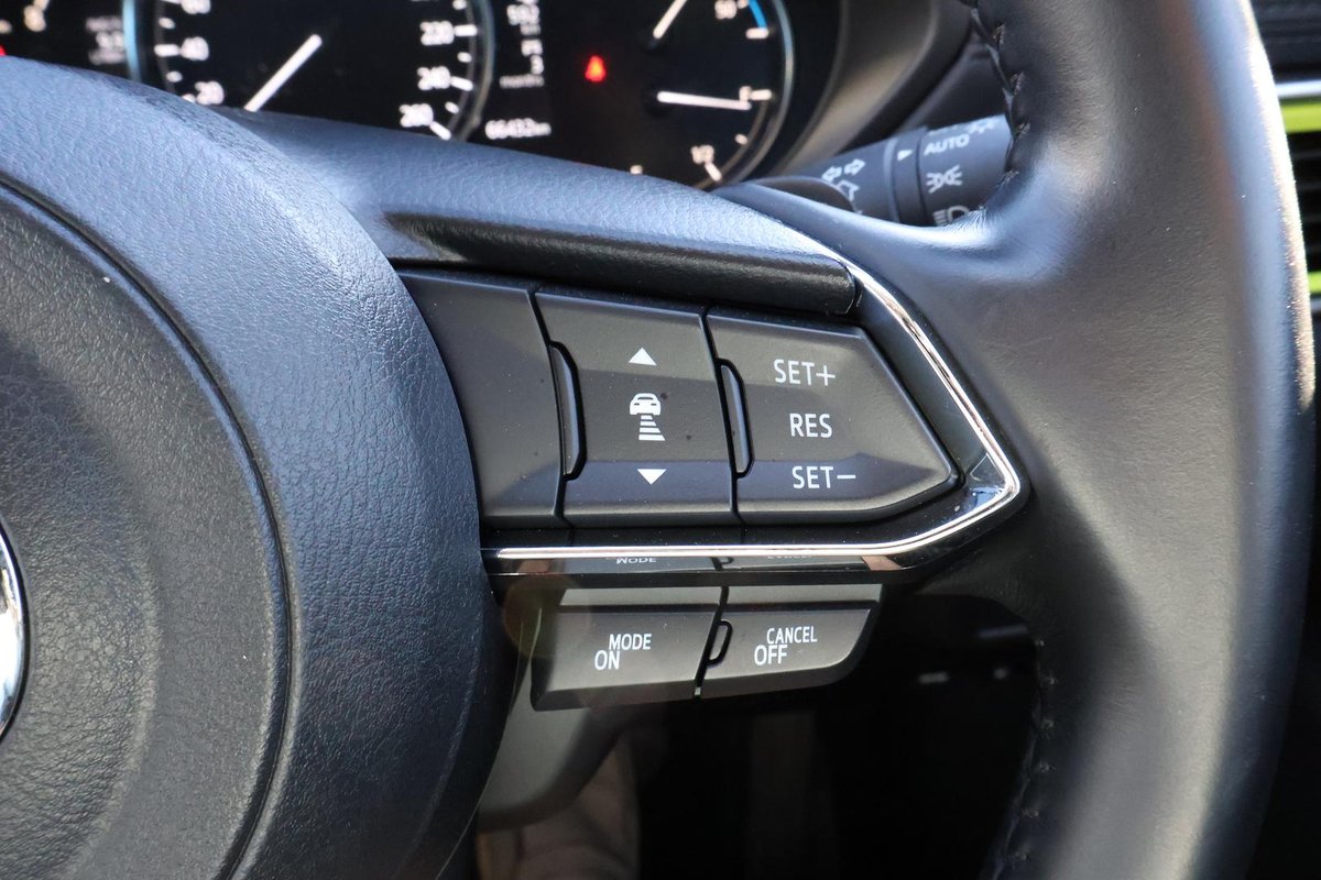 2022 Mazda CX-5 Touring KF Series AWD image 11