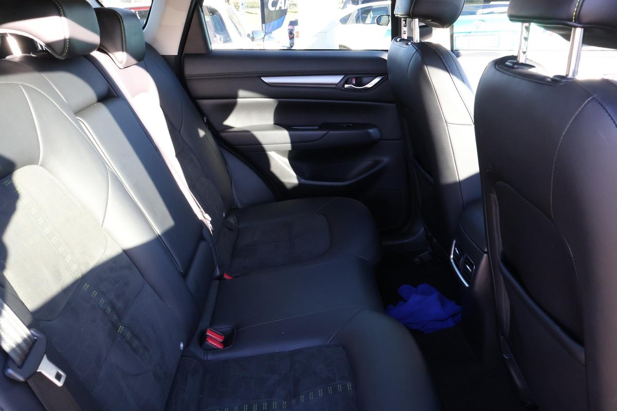2022 Mazda CX-5 Touring KF Series AWD image 24