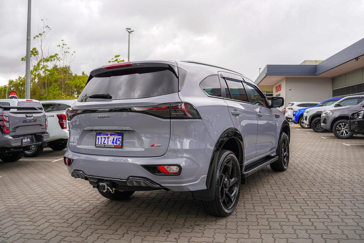 2025 Isuzu MU-X X-TERRAIN MY25.5 4X4 Dual Range image 3