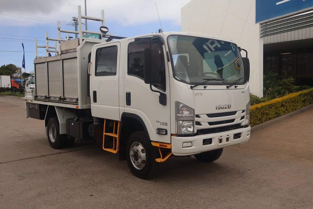 2017 ISUZU NPS 75-155 image 13