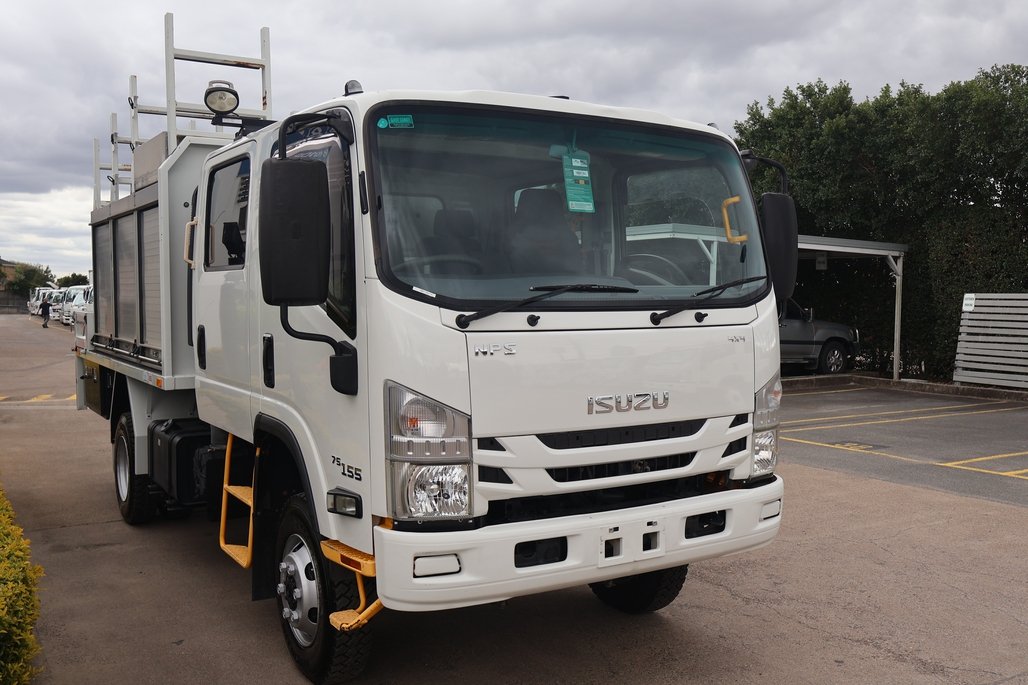 2017 ISUZU NPS 75-155 image 15