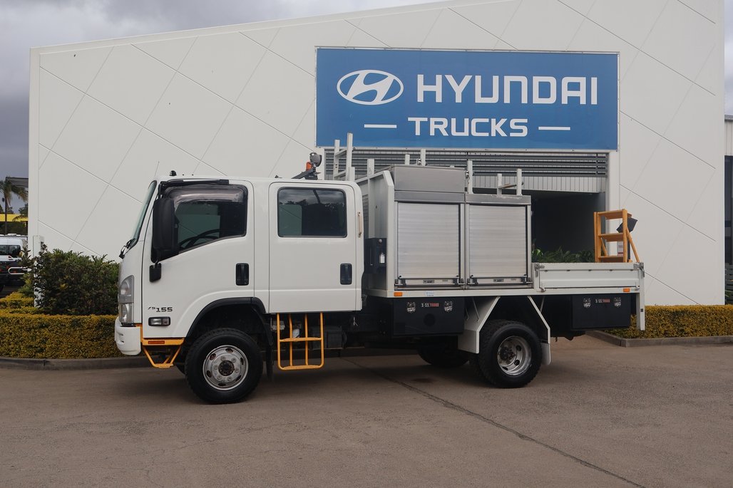 2017 ISUZU NPS 75-155 image 2