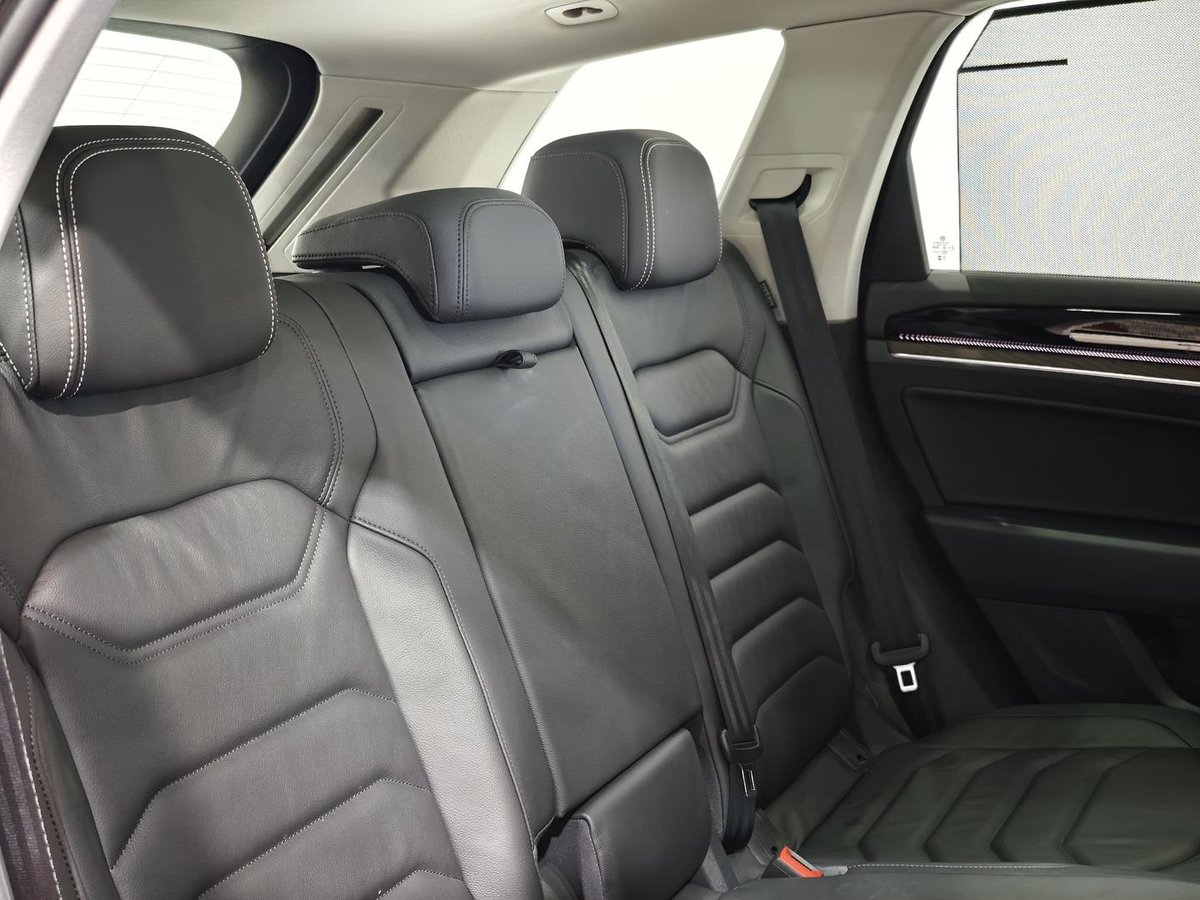 2025 Volkswagen Touareg 170TDI RC MY25 Four Wheel Drive image 17
