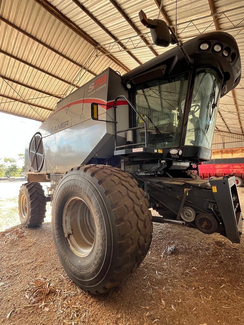 2013 Gleaner S78 & 2021 9340 Dynaflex Front Machine Machine Machine