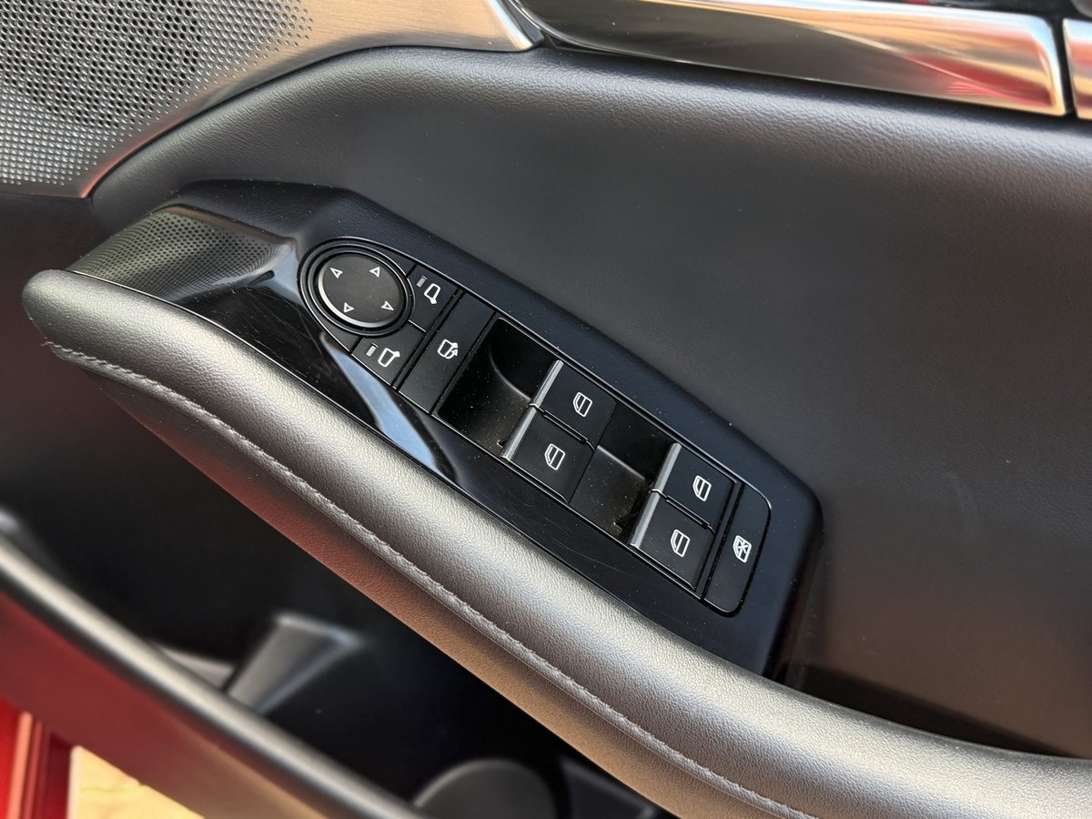 2019 Mazda 3 G25 GT BP Series image 20