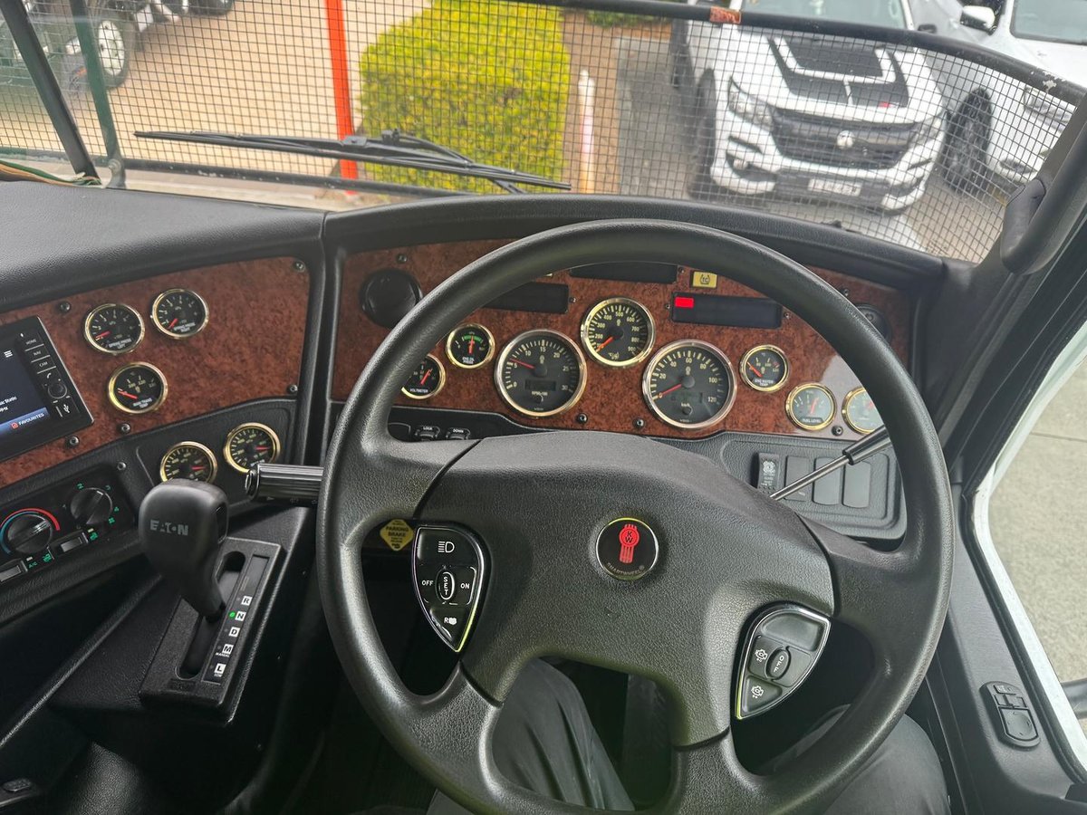 2023 Kenworth K200 image 9