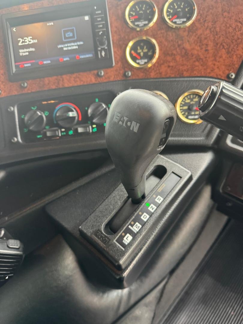 2023 Kenworth K200 image 15