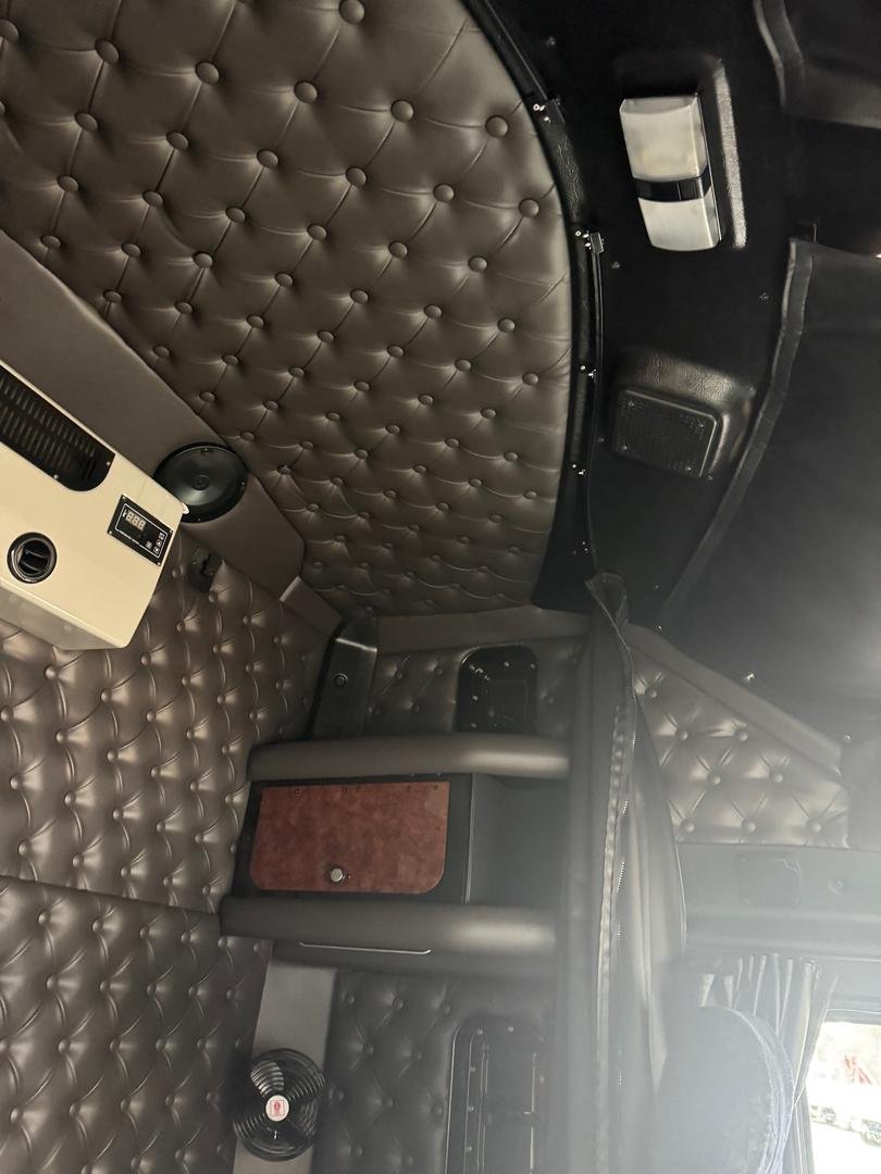 2023 Kenworth K200 image 10