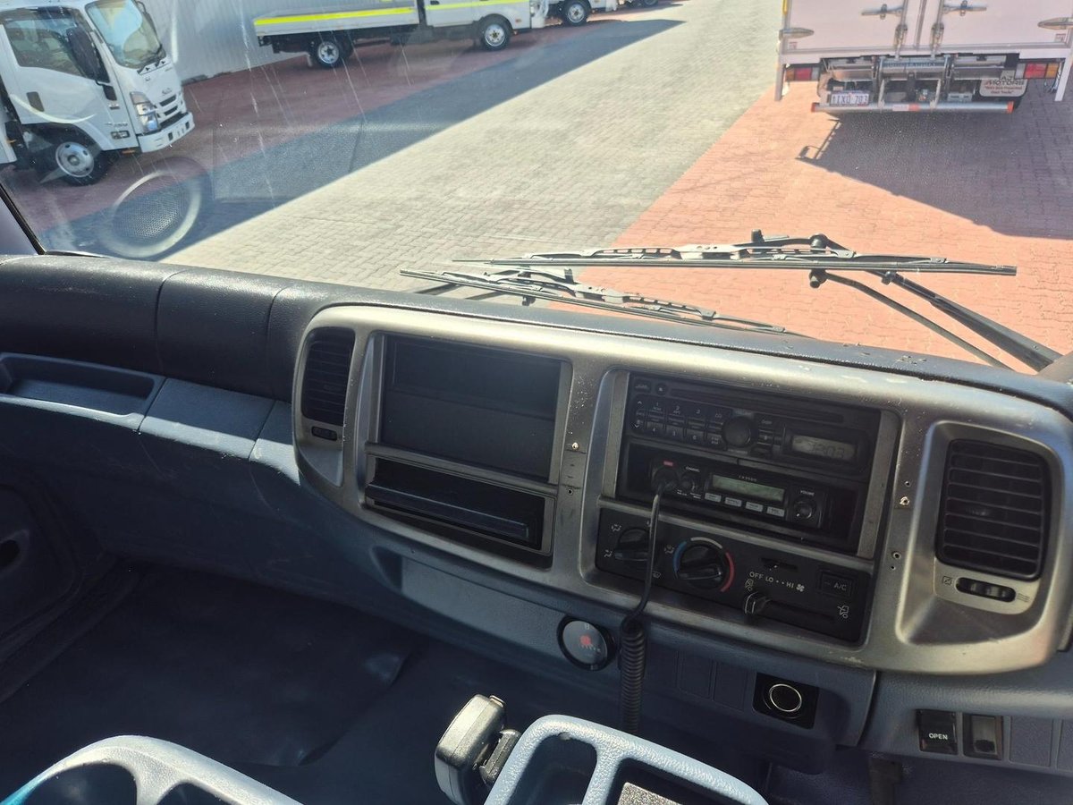 2008 Hino Fm 2627-500 Series Auto 6X4 11Cm3 Tipper And Rops image 8