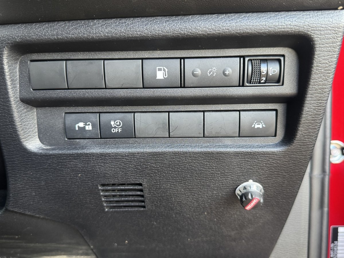2024 Mitsubishi Outlander PHEV ES ZM MY24 AWD image 16