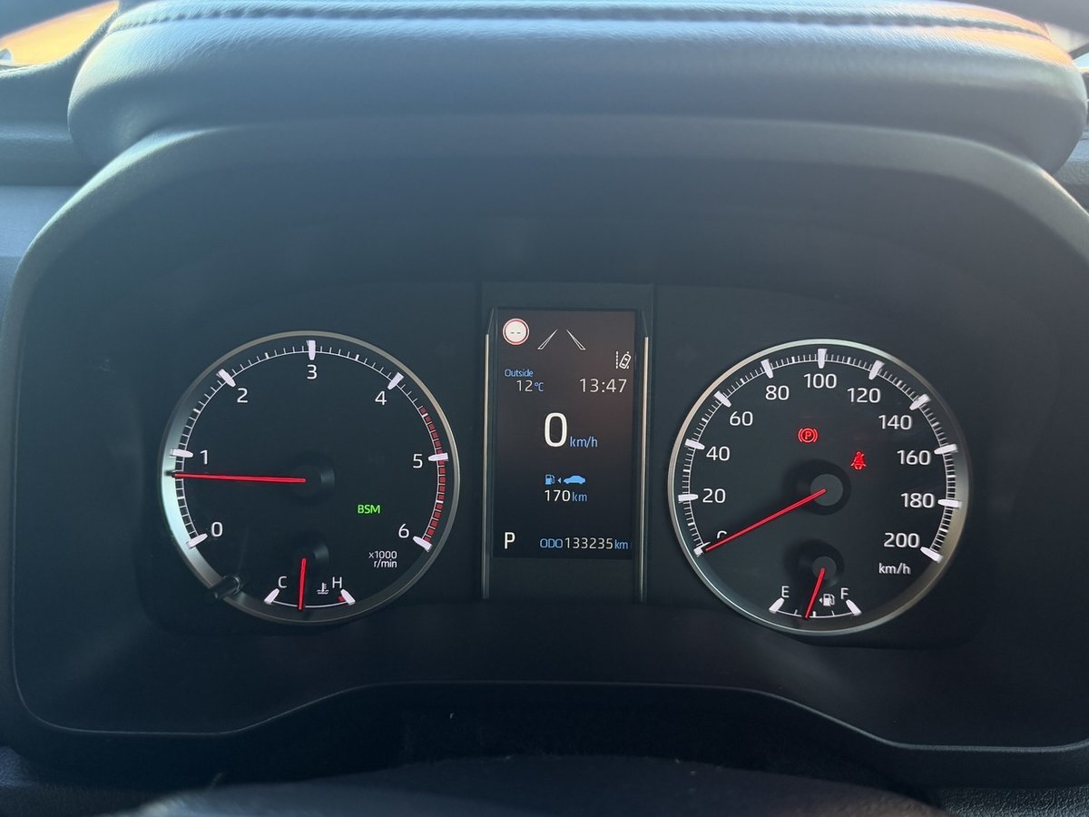 2021 Toyota Granvia VX GDH303R image 13