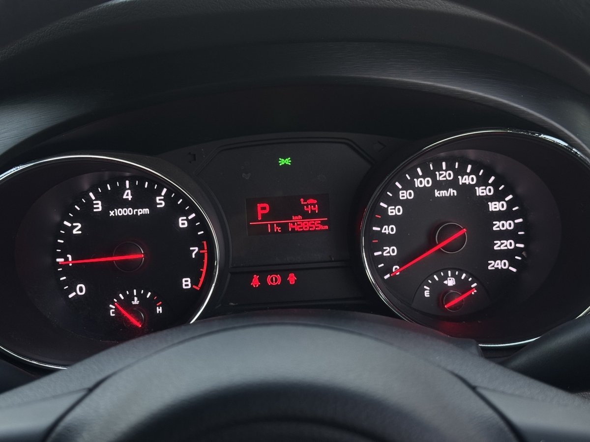 2017 Kia Carnival S YP MY17 image 16