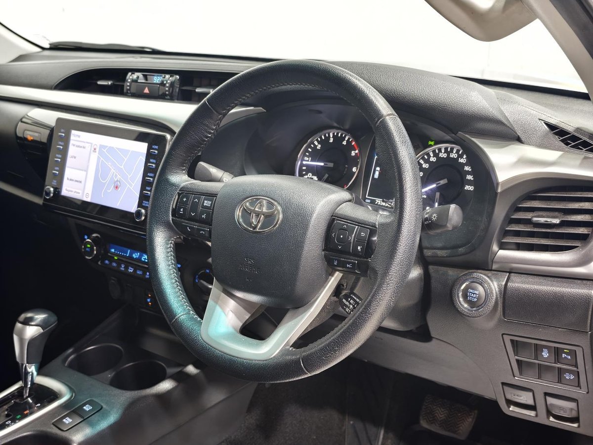 2021 Toyota Hilux SR5 GUN126R 4X4 Dual Range image 7