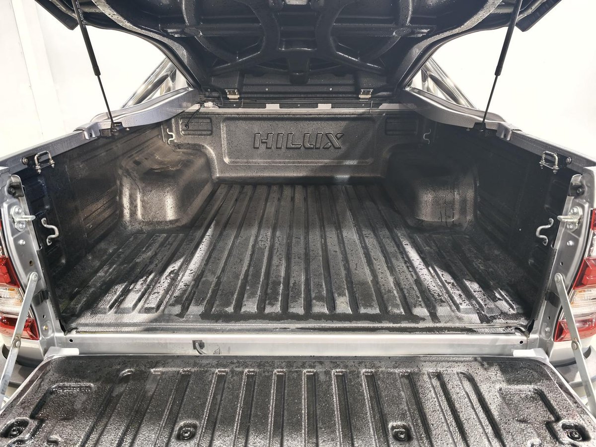 2021 Toyota Hilux SR5 GUN126R 4X4 Dual Range image 18