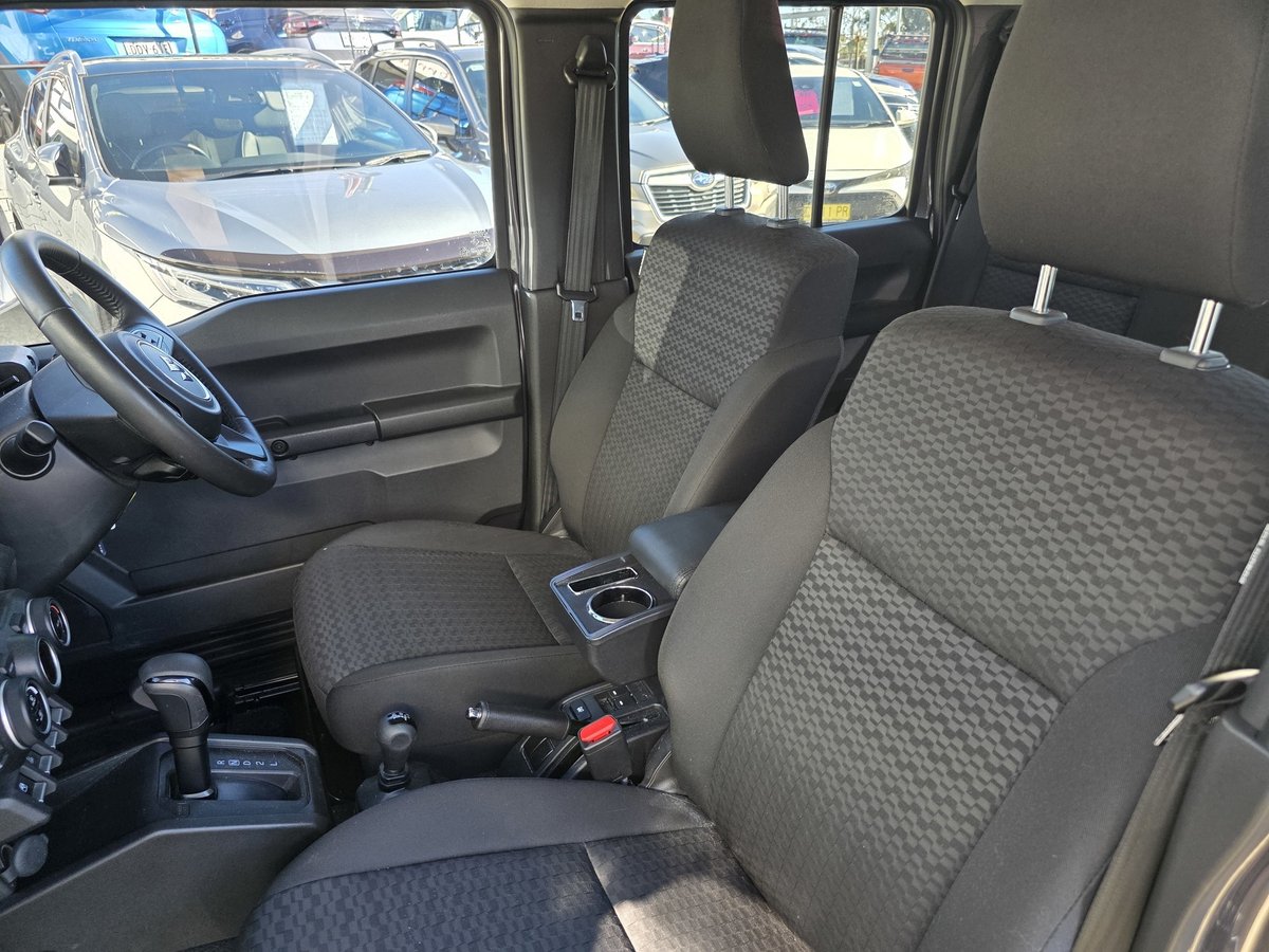 2024 Suzuki Jimny XL JJ 4X4 Dual Range image 13
