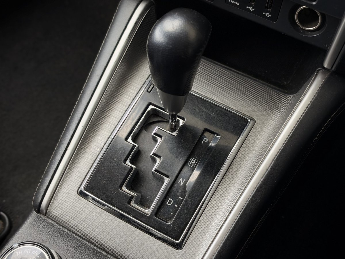 2019 Mitsubishi Triton GLS MR MY19 4X4 Dual Range image 13