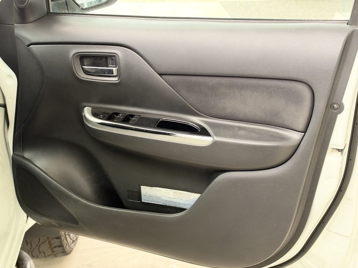 2019 Mitsubishi Triton GLS MR MY19 4X4 Dual Range image 18