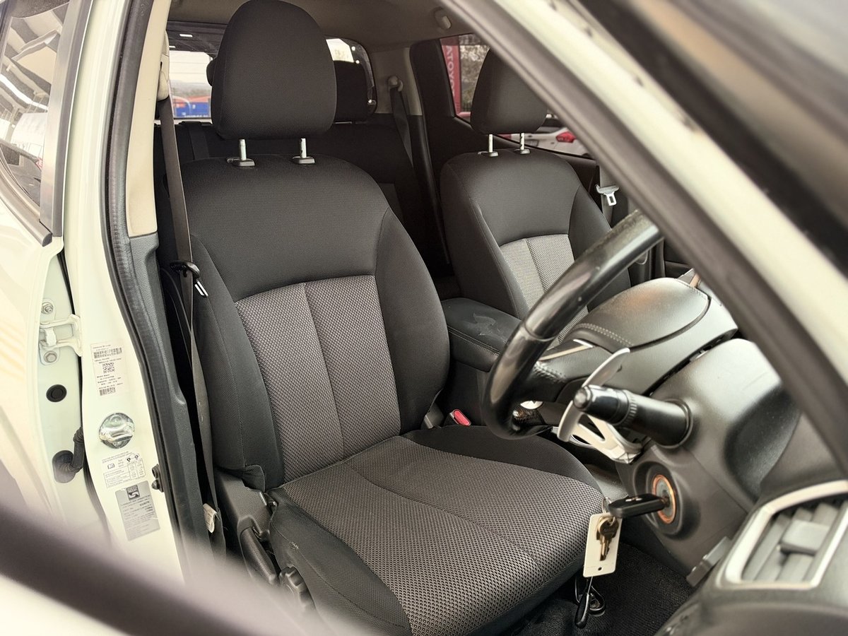2019 Mitsubishi Triton GLS MR MY19 4X4 Dual Range image 9