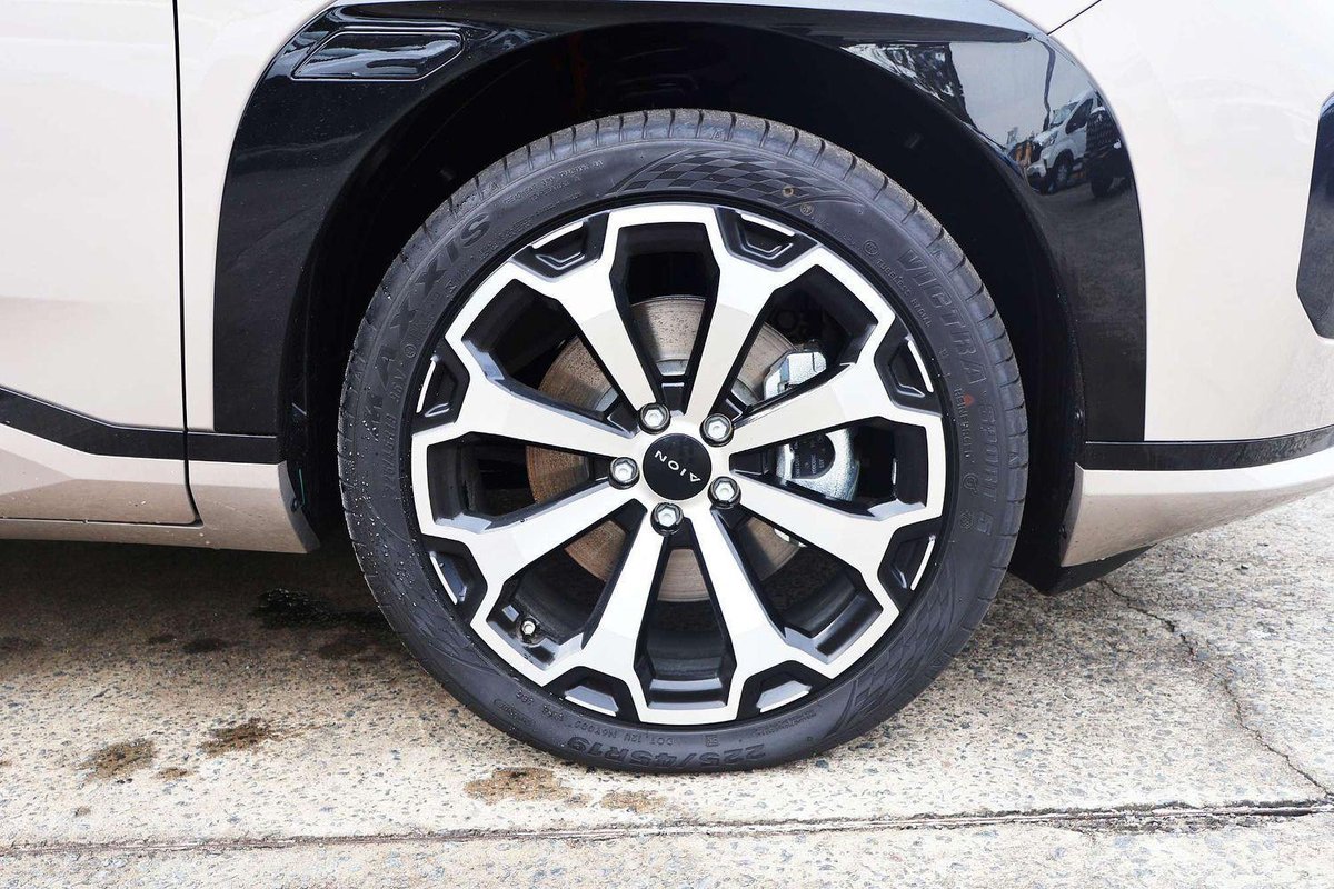 2026 Aion AION V Luxury image 10
