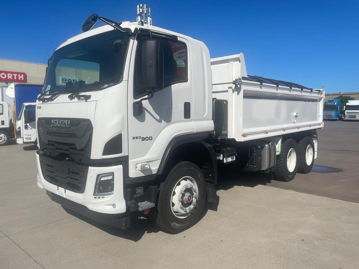 2025 Isuzu F Series Fvz 260-300 At R46 image 3