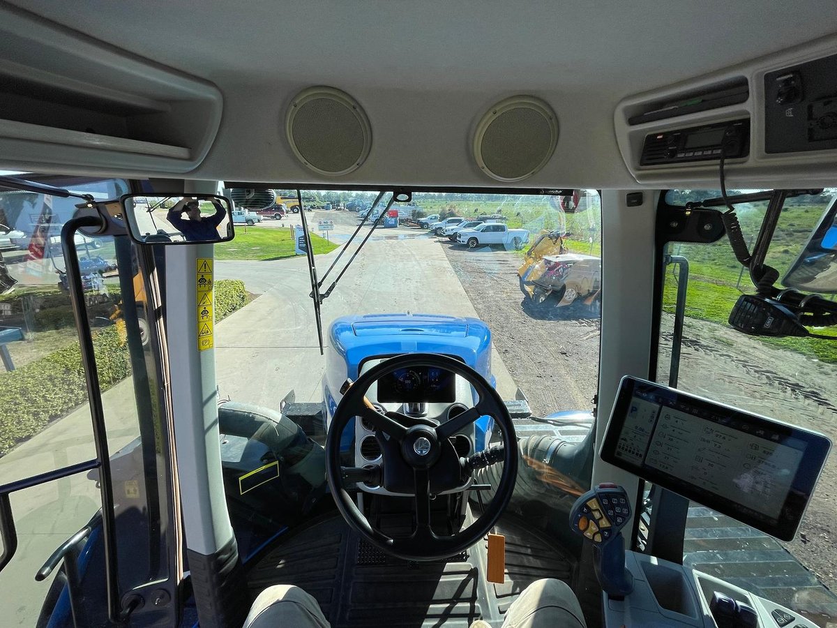 2021 New Holland T9.615 Plmi image 15