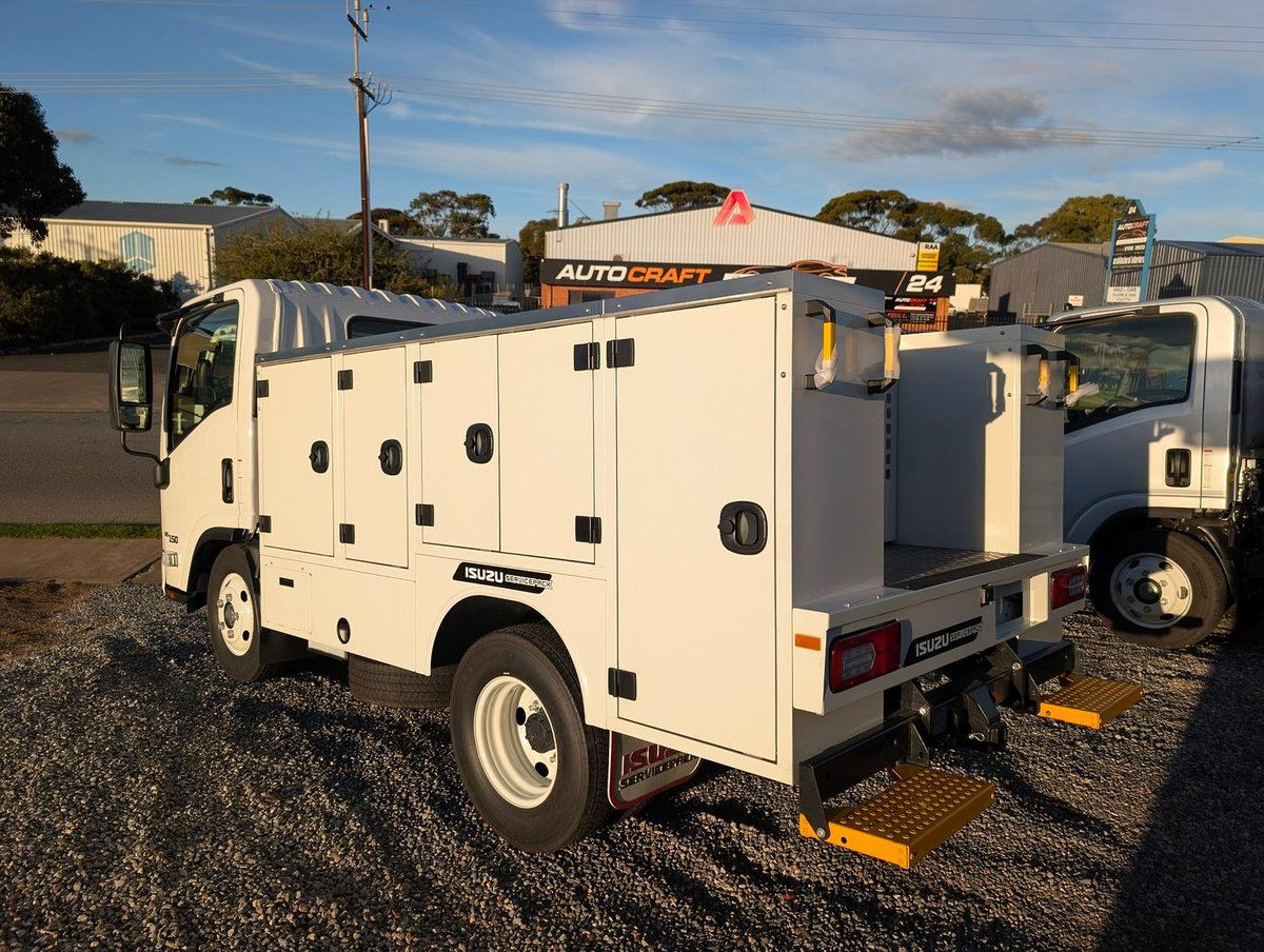2026 Isuzu N Series image 5
