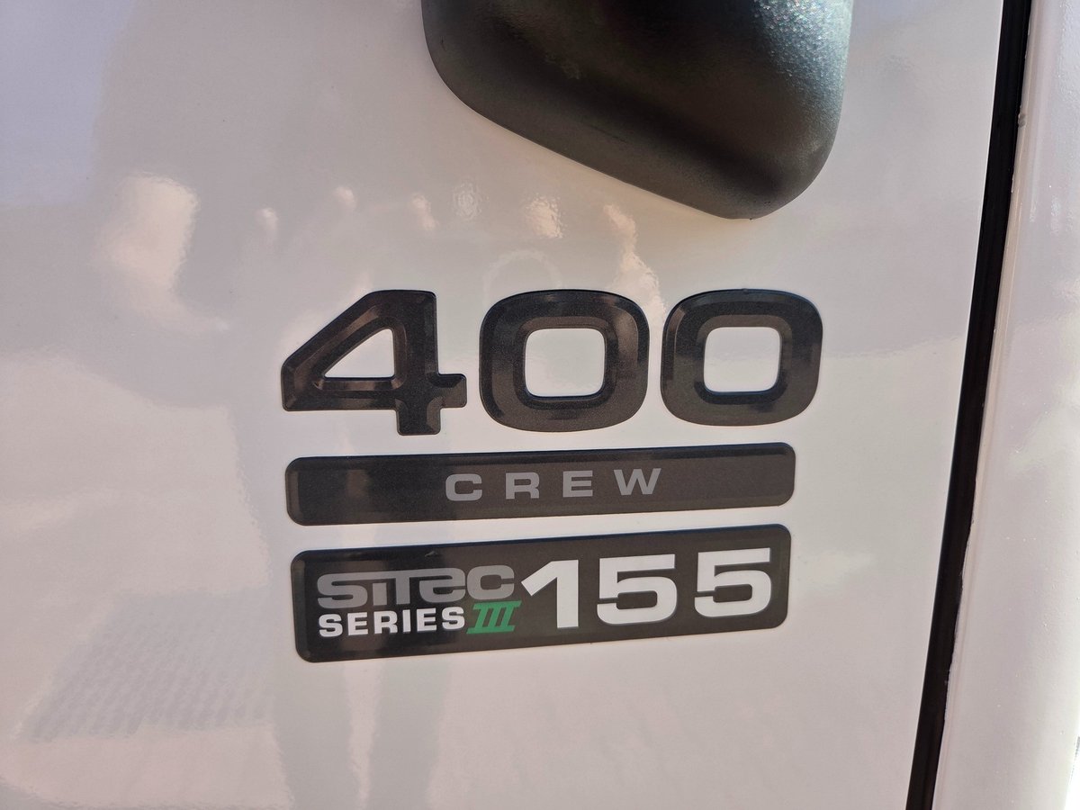 2014 Isuzu Trucks Npr400 4 Ton Crew Cab Tray And Crane image 16