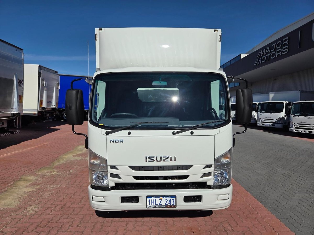 2021 Isuzu Nqr 87/80-190 4.5 Ton Amt 6 Pallet Tautliner image 5