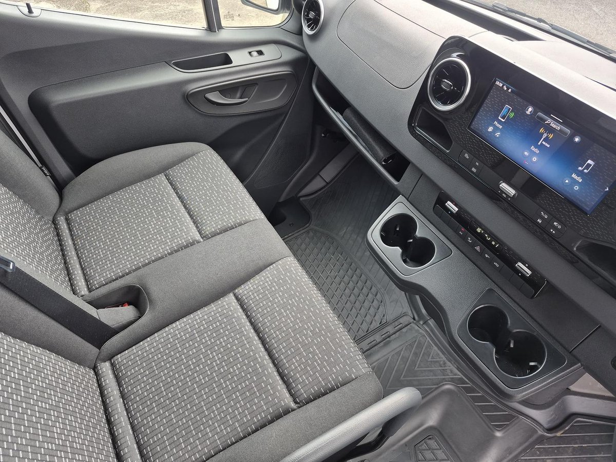 2024 Mercedes-Benz Sprinter 315CDI VS30 image 19