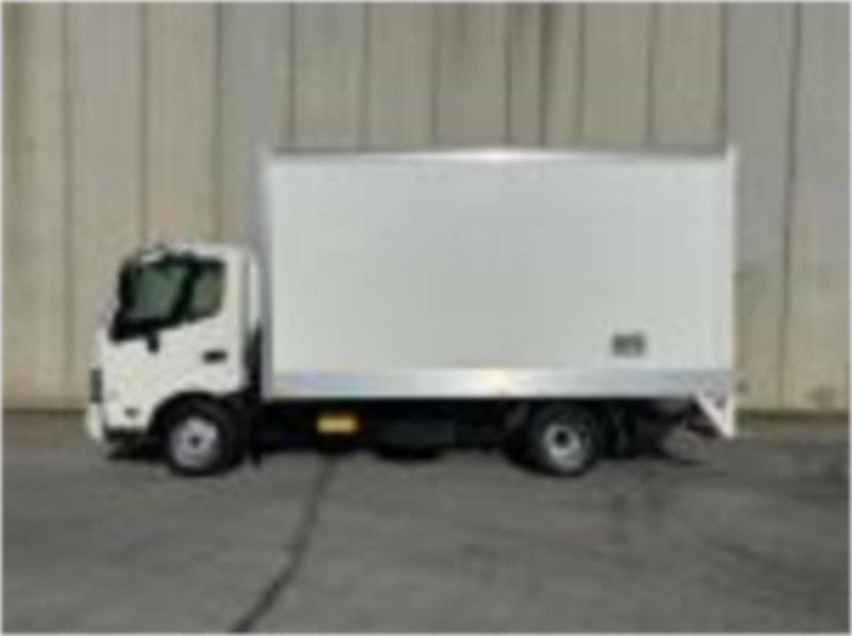 2021 Hino 300 Series 616 image 2