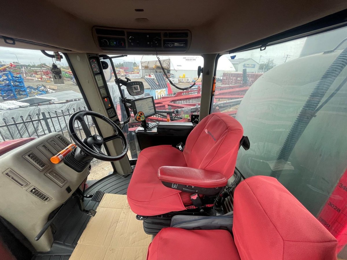 2016 CASE IH Patriot 4430 image 16